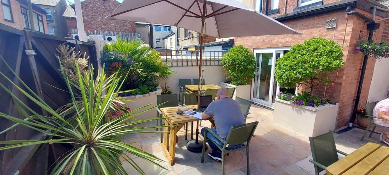 Fairhaven Hotel Blackpool Bagian luar foto